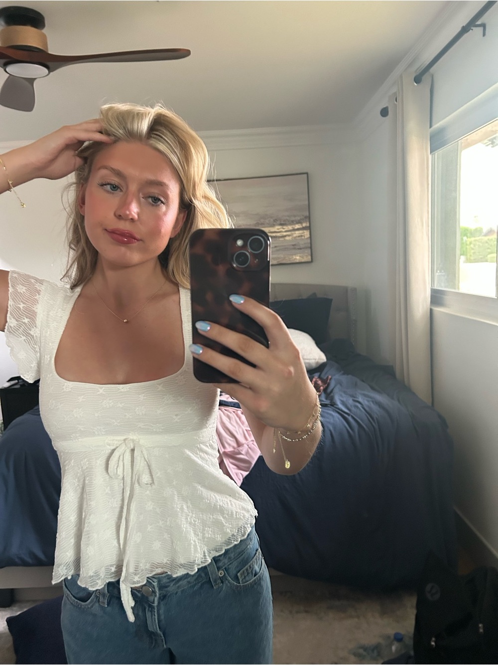 Meet your Posher, Olivia